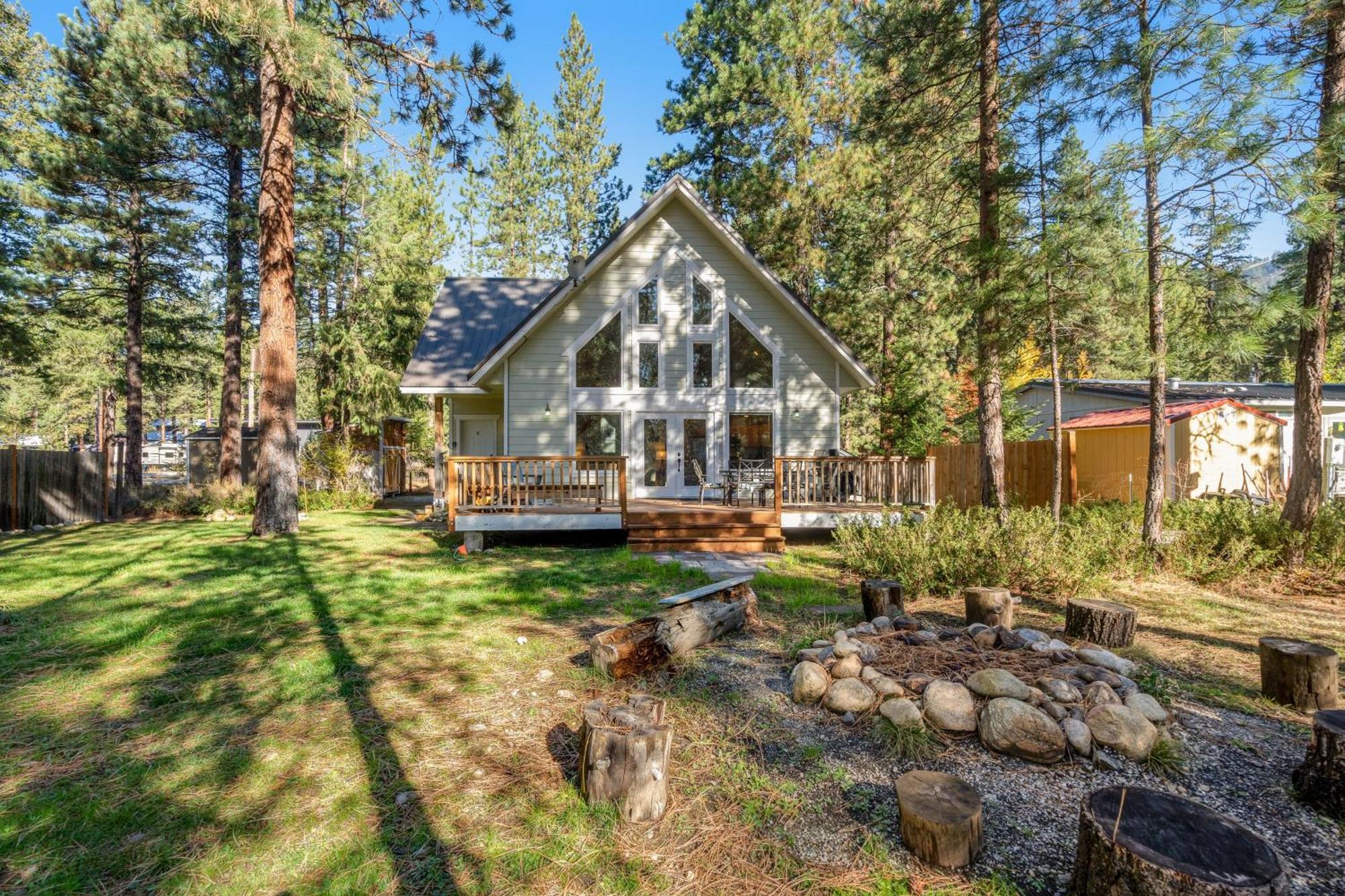Twenty Pines Villa Левънуърт Екстериор снимка